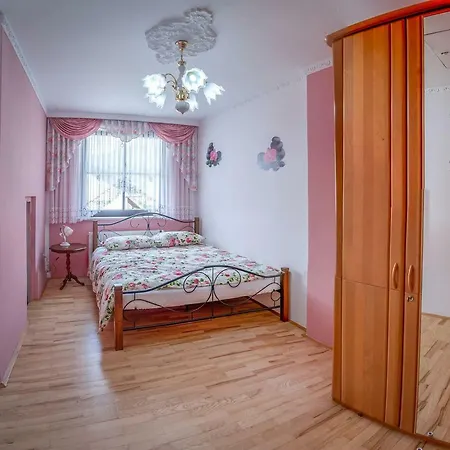 Apartma Ajda Komenda Exterior photo