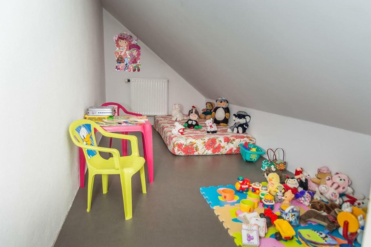 Apartma Ajda *